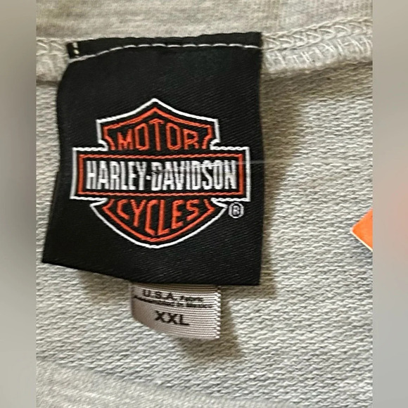 Harley-Davidson® Women's Distressed Elongated B&S Long Sleeve, Gray Size 2X - Picture 4 of 9